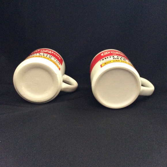 Vintage Pair of Carnation HOT Cocoa Mugs - Picture 3 of 4